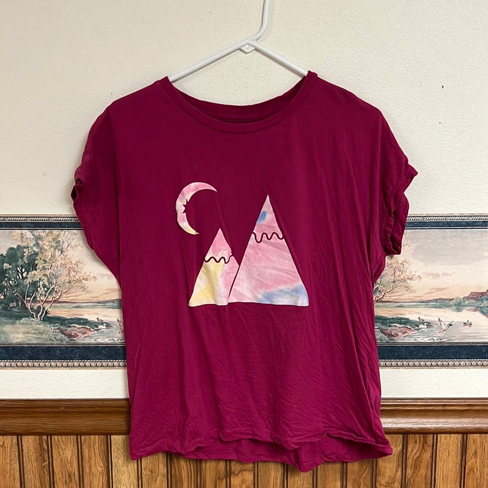 Zyia Dark Fuchsia Mountain Short Sleeve T.